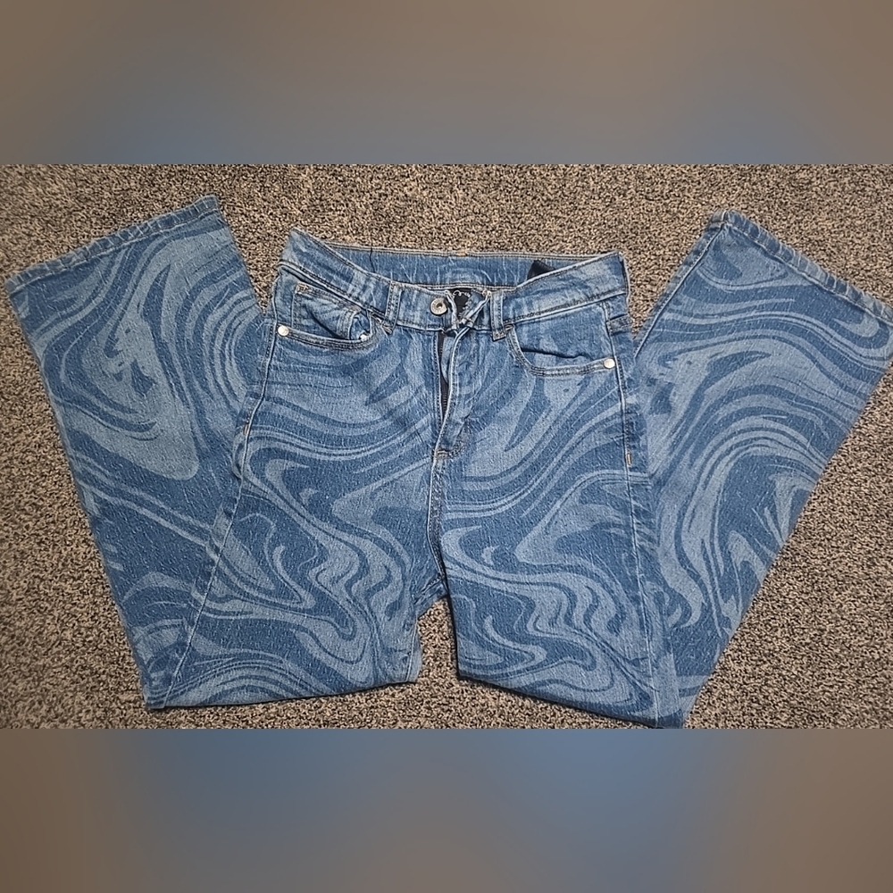 Art Class High Rise Wide Leg SWIRL Jeans Light And Dark Blue Wash Girls Size 10 - Picture 2 of 11
